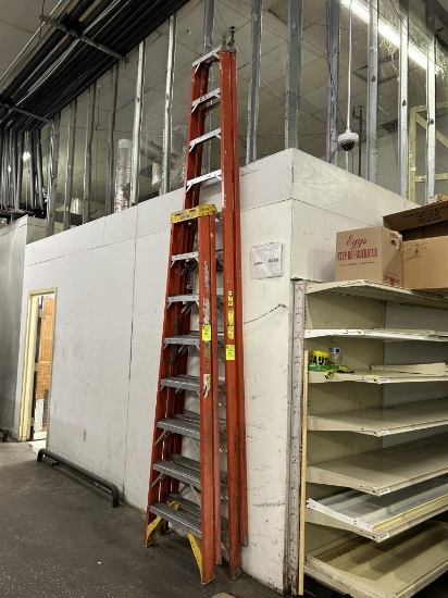 12FT FIBERGLASS A-FRAME LADDER