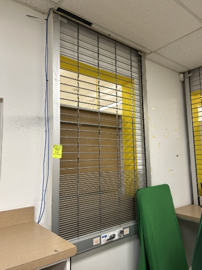 ASSORTED SIZE PHARMACY ROLL UP GATES