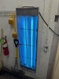 53IN BUG LIGHT