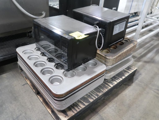 pallet of misc- aluminum muffin pans, microwave ovens