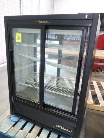 True 2-sided glass door refrigerated merchandiser
