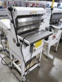 Oliver bread slicer
