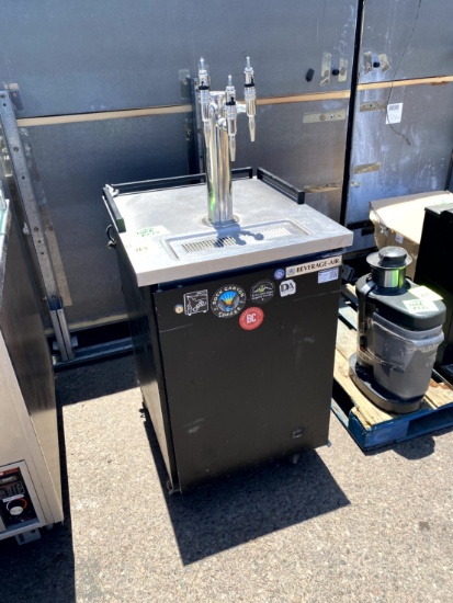 BEVERAGE AIR KEGERATOR