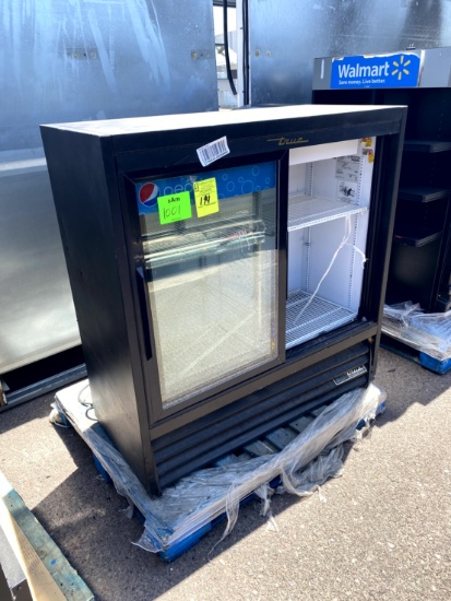 TRUE SLIDING DOOR COOLER