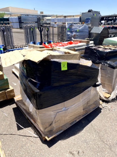 PALLET OF NEW IN BOX BEAUTY DISPLAY FIXTURES