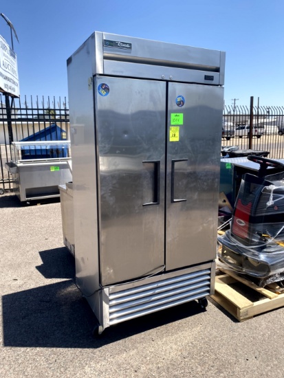TRUE STAINLESS STEEL COOLER