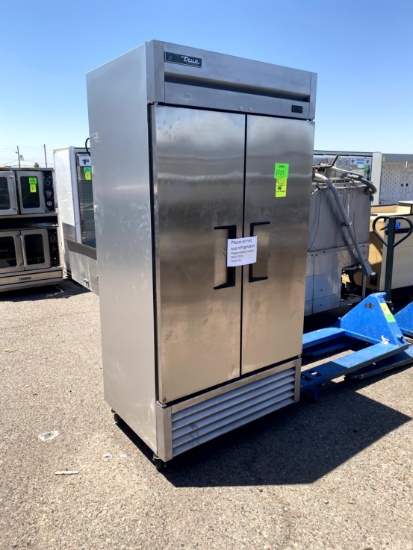 TRUE STAINLESS STEEL COOLER