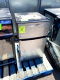GALANZ MINI FRIDGE