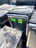 IDW GLASS DOOR COOLER