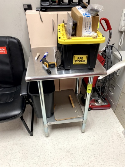 STAINLESS STEEL TABLE