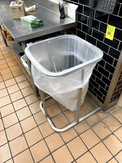 FRAME FOR TRASH BAGS