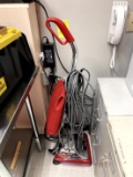 SANTAIRE UPRIGHT VACUUM