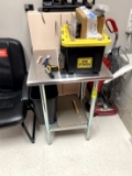 STAINLESS STEEL TABLE