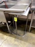 FRAME FOR TRASH BAGS