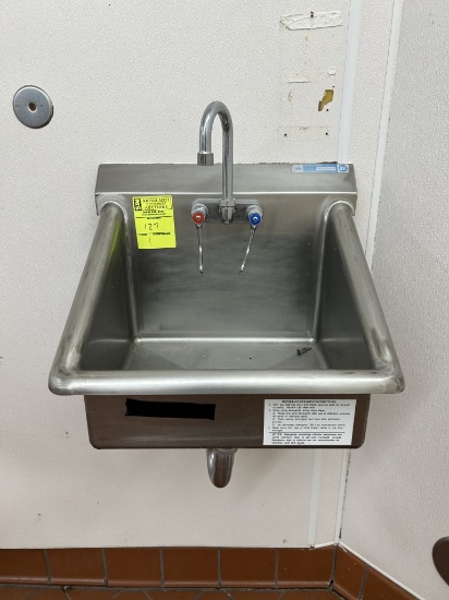 STAINLESS STEEL HAND SINK