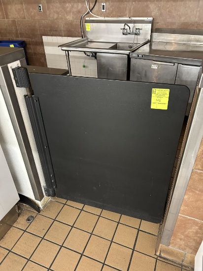 EMPLOYEE SWING GATE W/ HARDWARE