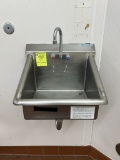 STAINLESS STEEL HAND SINK