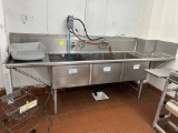 STAINLESS STEEL 3 COMPARTMENT SINK (ANGLED END)