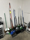 GROUP OF JANITORIAL SUPPLIES