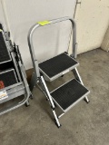 STEP LADDER