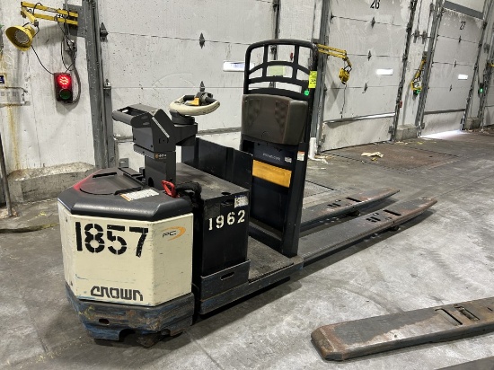 Crown Center Rider CROWN CENTER RIDER ELECTRIC PALLET JACK | Industrial Machinery ...