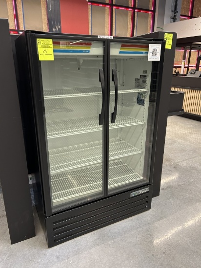 TRUE 2 GLASS DOOR BEVERAGE MERCHANDISER