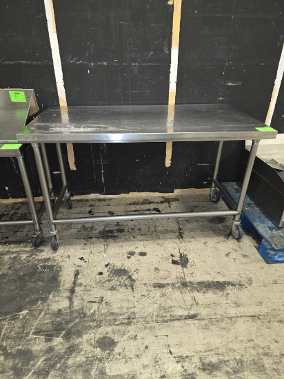 5' STAINLESS STEEL PREP TABLE ON CASTERS