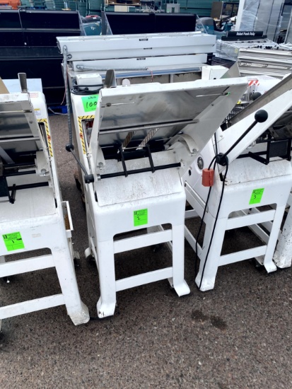 2020 OLIVER BREAD SLICER