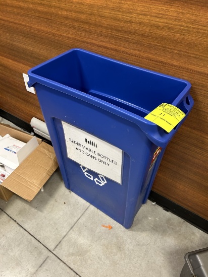 RUBBERMAID COMMERCIAL RECYCLE BIN
