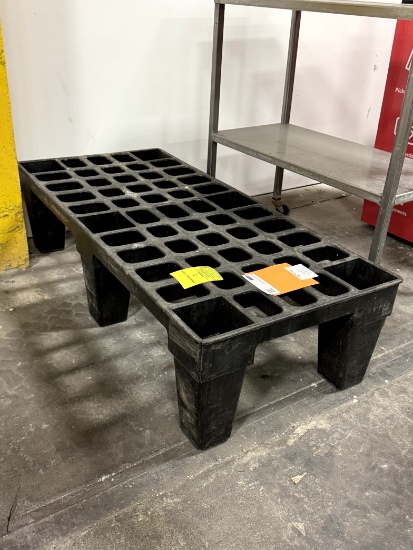 Plastic Dunnage Rack