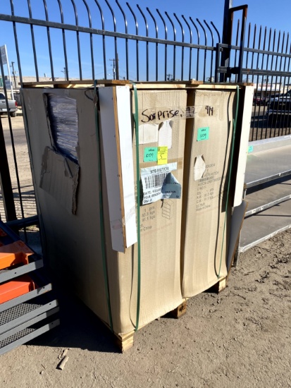 NEW IN BOX HUTCH DISPLAY