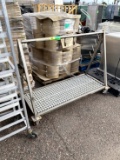 DRYING RACK ON CASTERS