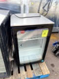 IMBERA GLASS DOOR COOLER