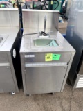 PORTABLE SINK STATION