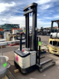 CROWN ELECTRIC WALKIE STACKER