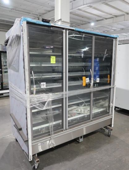 Hill Phoenix medium temp glass door reach-in case, 6' case