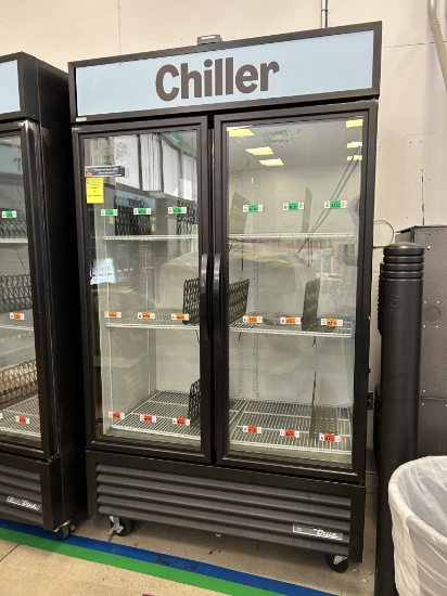 TRUE TWO GLASS DOOR COOLER