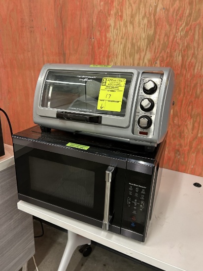 HAMILTON BEACH MICROWAVE AND TOASTER OVEN