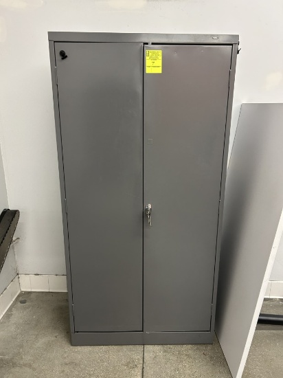 3FT METAL STORAGE CABINET