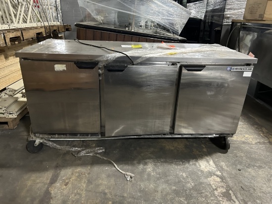 BEVERAGE AIR 6FT WORKTOP REFRIGERATOR