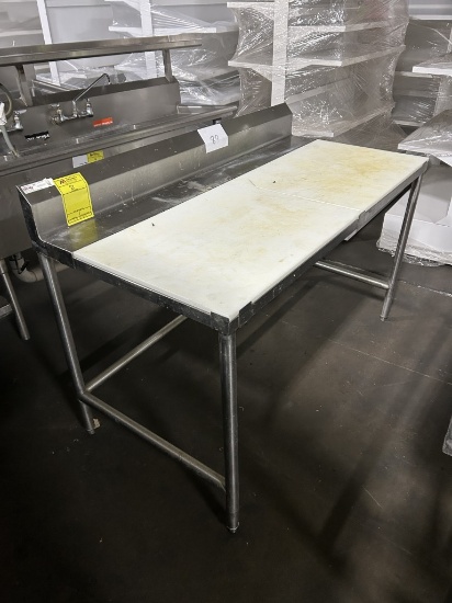 FEDERAL INDUSTRIES 5FT POLYTOP TABLE W/ BACKSPLASH