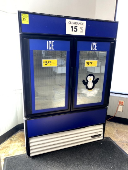 TRUE GLASS DOOR ICE MERCHANDISER