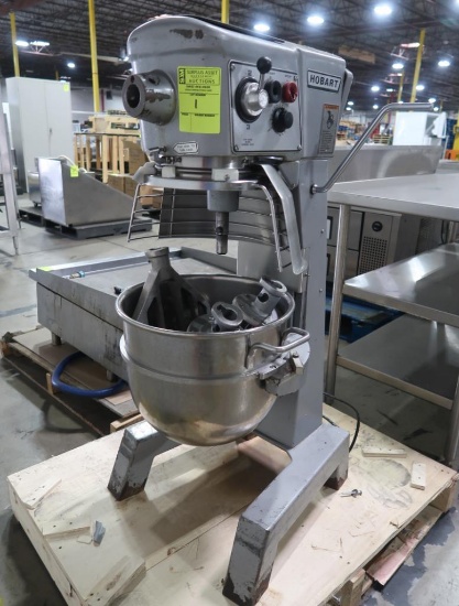 Hobart 30 qt mixer, w/ bowl, guard, paddle & 2) whisks