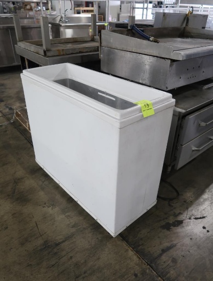 Arctic Star chest cooler