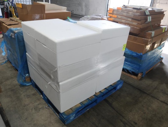 pallet of styrofoam containers w/ cold packs