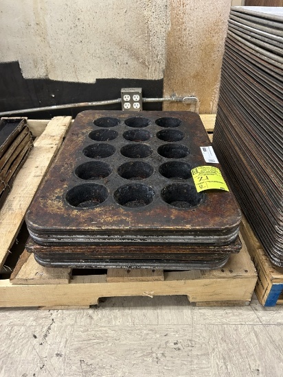 18IN X 26IN 15 HOLE MUFFIN PANS