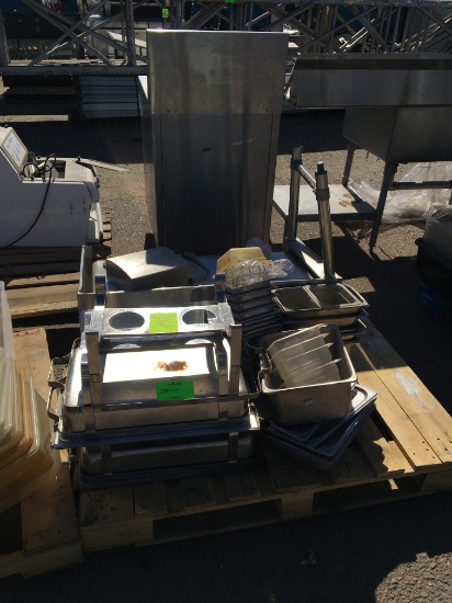 PALLET OF ASSORTED SMALLWARES AND SINK