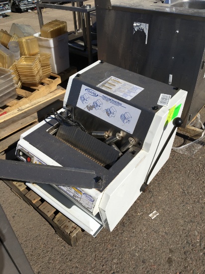 2013 OLIVER BREAD SLICER