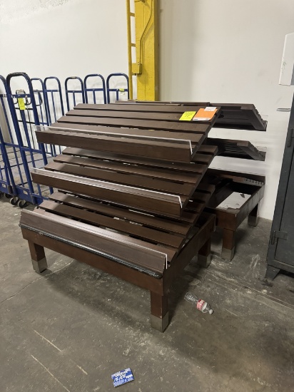 Slanted 3-tier Dry Merchandiser Table