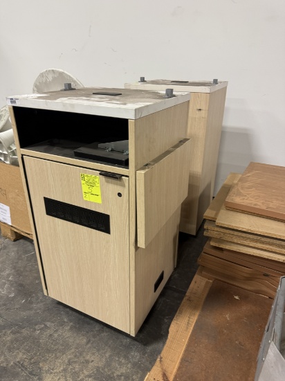 Single base cabinet podium